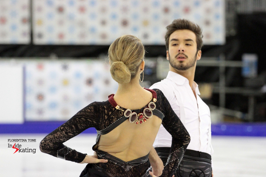 Gabriella Papadakis and Guillaume Cizeron: the opening pose of their short dance
