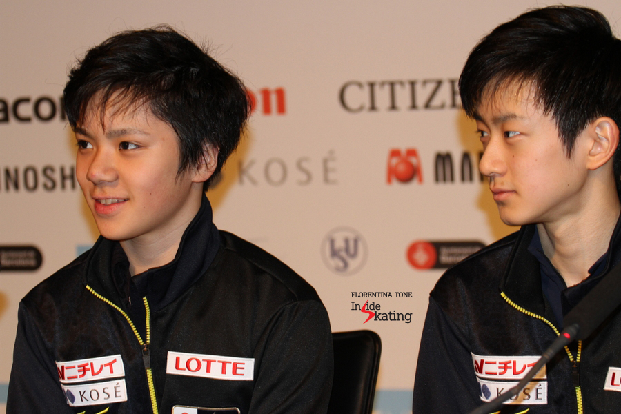 Shoma and Sota, gold and silver in Barcelona, during the press conference after the free skate
