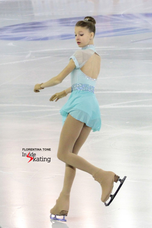 Maria, as Audrey Hepburn, in the free skate; music from the movies "Funny Face" and "Breakfast at Tiffany's" 