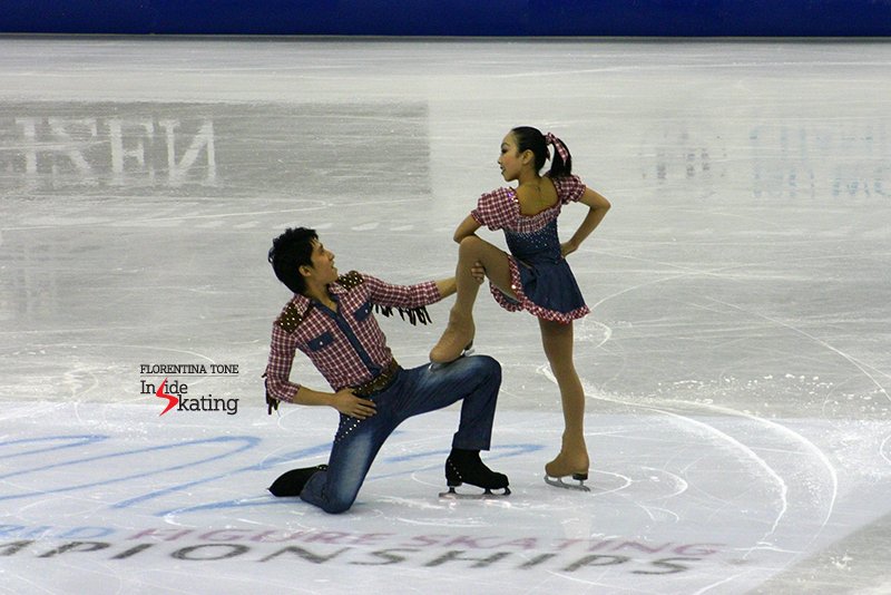 China's Wenjing Sui and Cong Han, at the 2012 Worlds in Nice; a couple of years later, they have their eyes on the World gold
