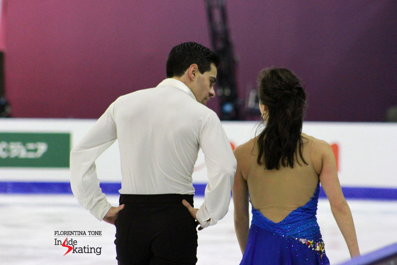 Friendly chat during practice: Luca Lanotte and Madison Chock