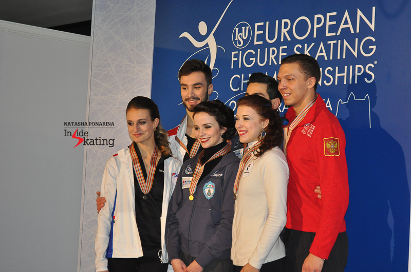 Small medals ceremony after the short dance in Bratislava, with Gabriella and Guillaume taking the silver, Anna and Luca, the gold, and Ekaterina and Dmitri, the bronze